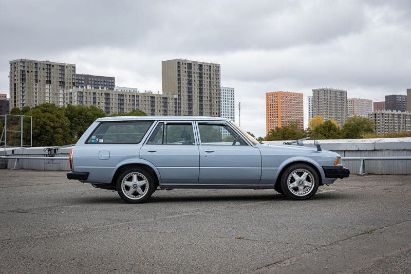 Рожденный ползать, но устремленный в небо: опыт владения Toyota Mark II (X60) 1983 года