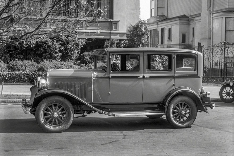 Испанское имя в концерне Chrysler: как появилась и почему исчезла американская марка DeSoto