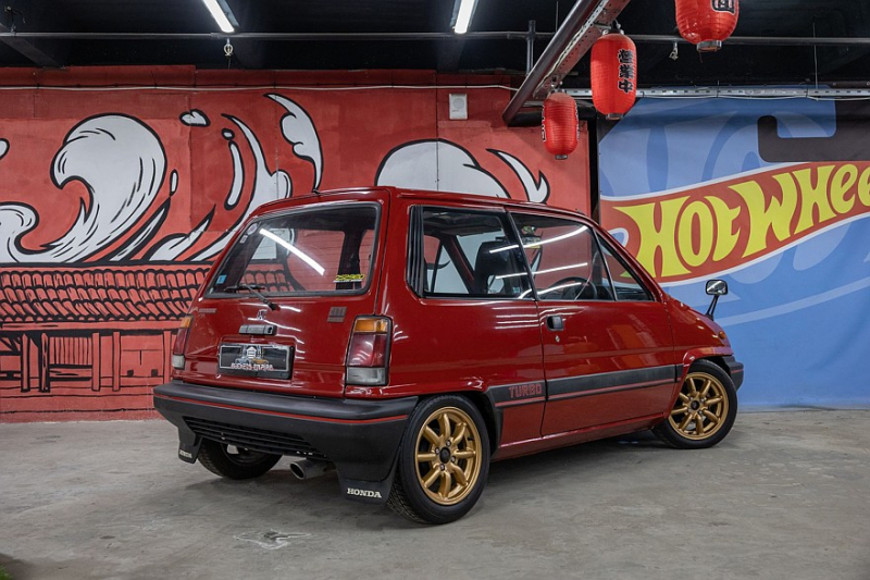 Дерзкий моторчик и мопед в комплекте: опыт владения Honda City Turbo I 1982 года