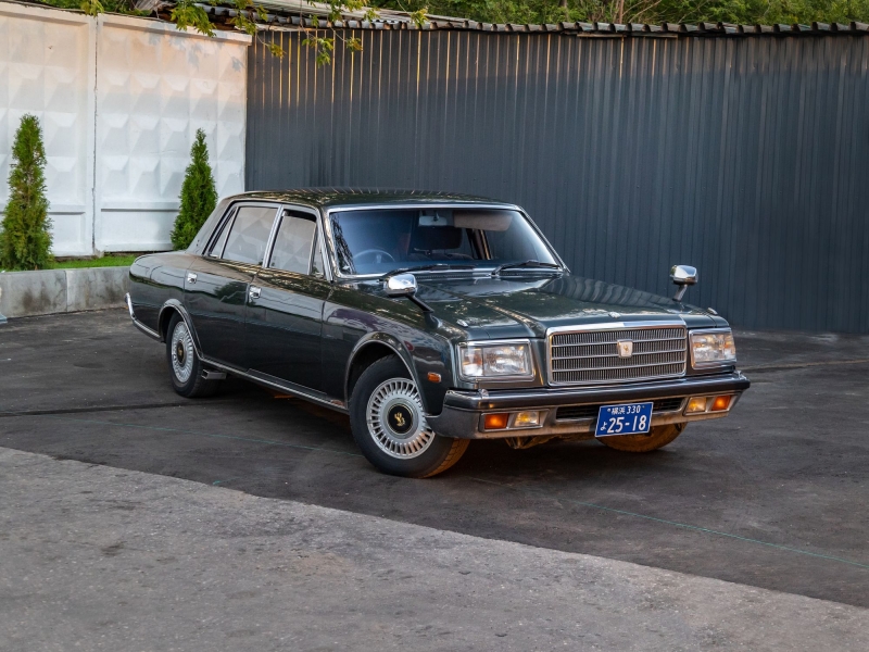 Национальное достояние: опыт владения Toyota Century первого поколения 1991 года