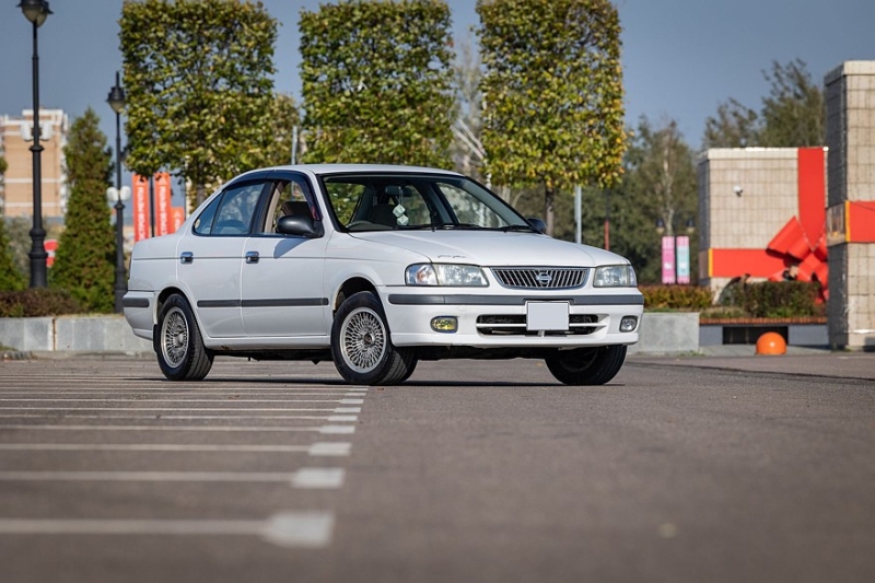 Нестареющий масс-маркет: опыт владения Nissan Sunny IX