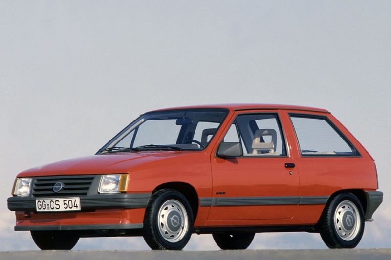 Львёнок-рекордсмен: почему Peugeot 205 был одним из лучших в своём классе