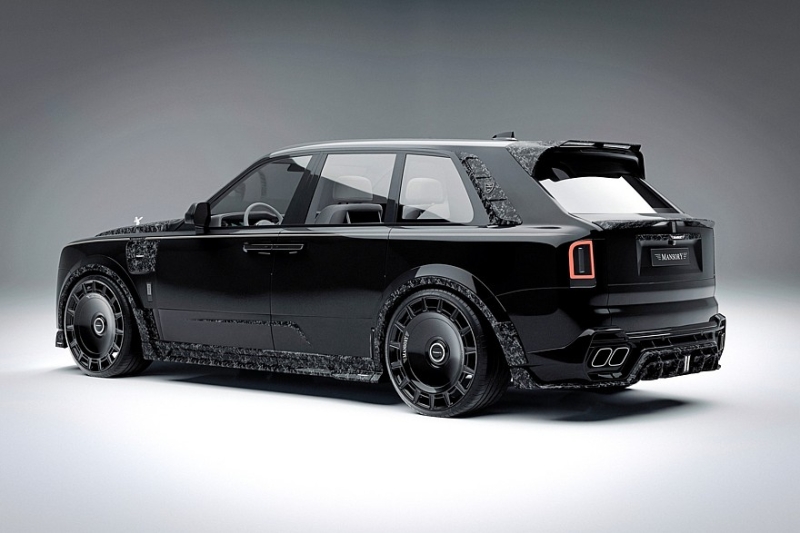 Обновлённый Rolls-Royce Cullinan от Mansory: больше мощности и карбоновый гротеск