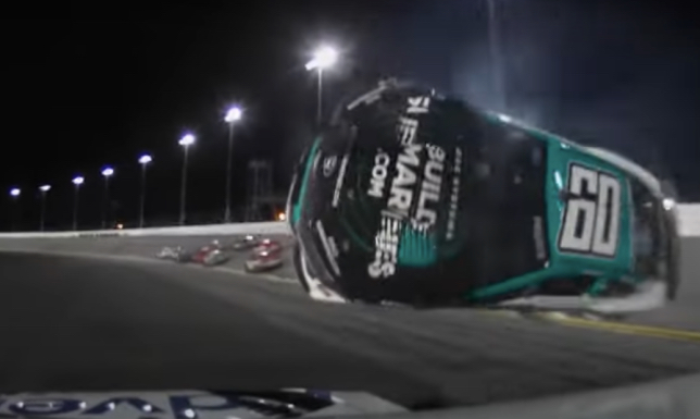 Видео: Живописная авария в NASCAR во время Daytona 500